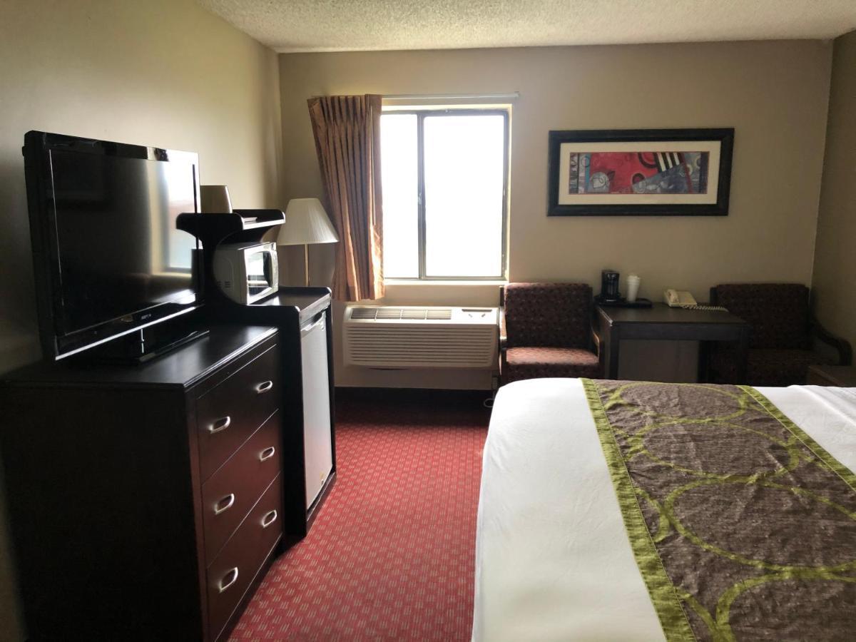 The Inn&Suites Sw Omaha Eksteriør bilde