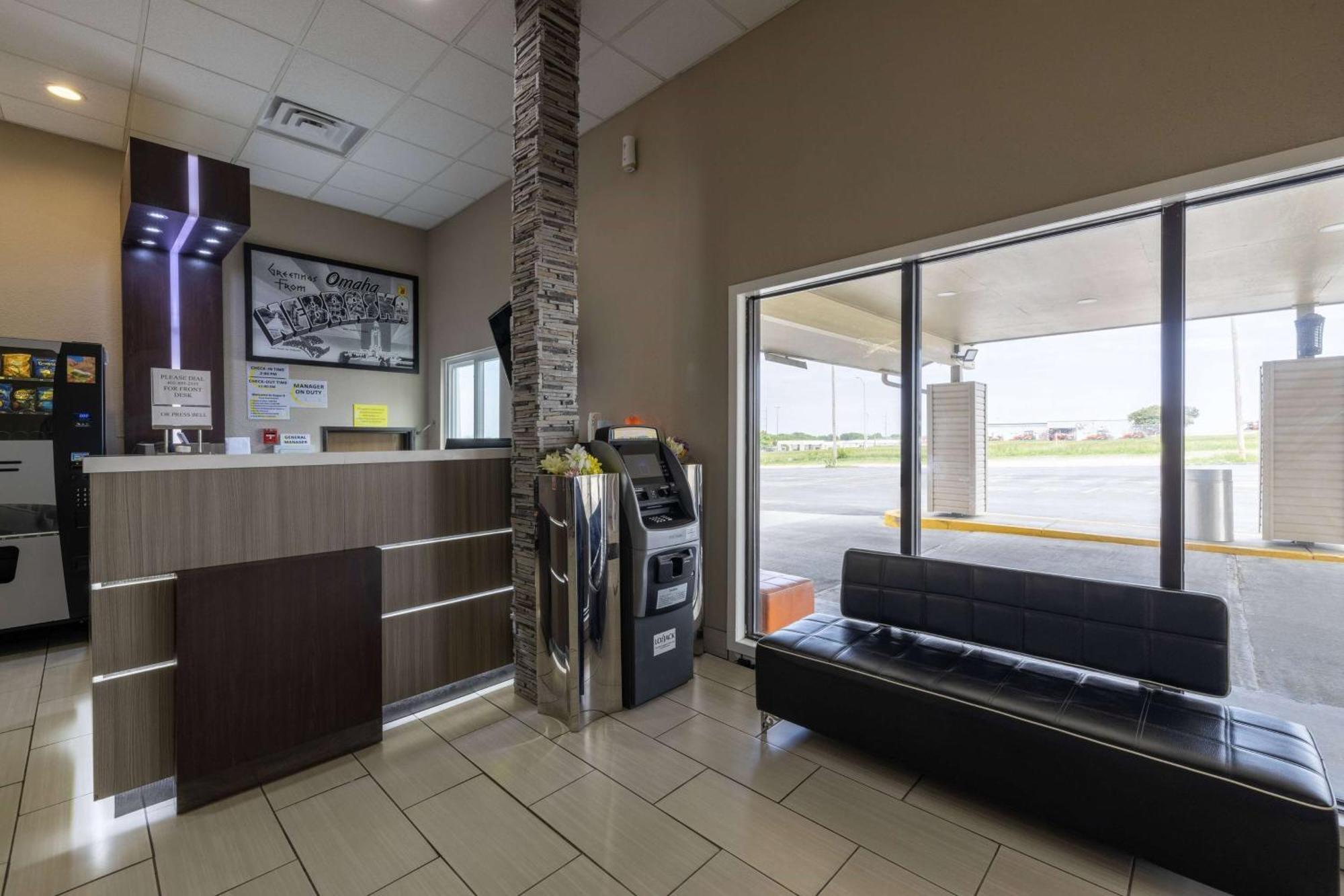 The Inn&Suites Sw Omaha Eksteriør bilde
